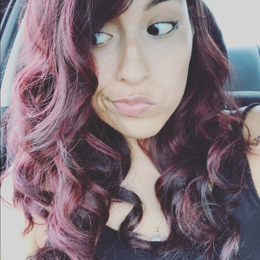 Meet your Posher, Lilia